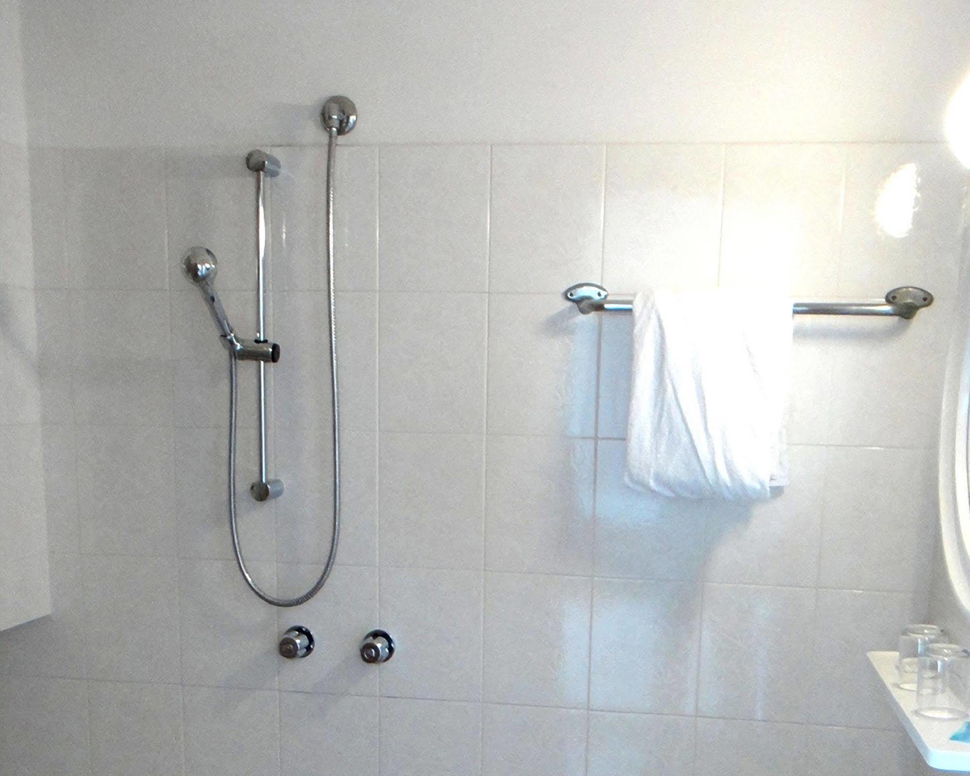 Hotel Caesar Bed And Breakfast Milano Marittima Buitenkant foto